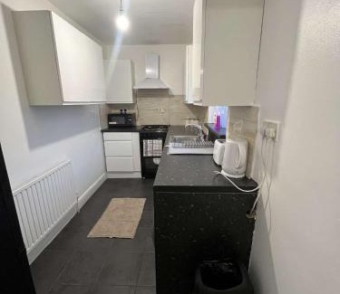 Shepherd's Bush Apartment | Flat in shepherd's bush