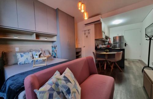 Alphaville Apartment | Flat luxo, mobiliado c/ar, wi-fi, pisc. e academia
