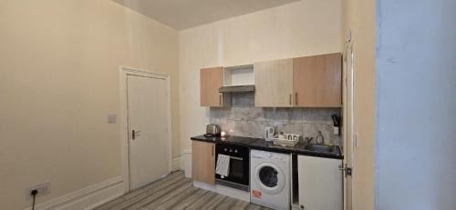 Shepherd's Bush Apartment | Flat Near Westfield London 1