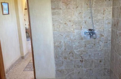 Yusuf as-Sidiq House | Flat with private pool and private garden