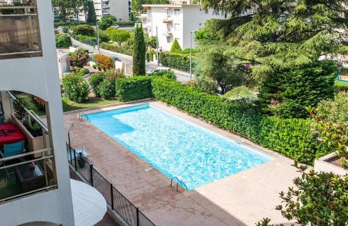 Cros-de-Cagnes Apartment | Flat with swimming pool close to the sea