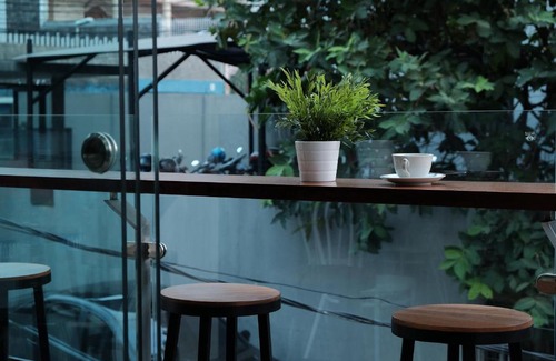 Kemang Hotel | FLAT06.Tendean