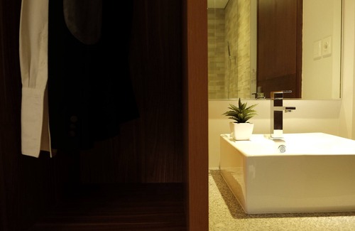 Kemang Hotel | Flat06 Tendean
