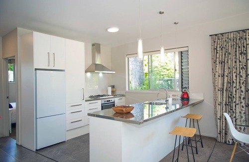 Cooks Beach Cottage | Flaxmill Accommodation