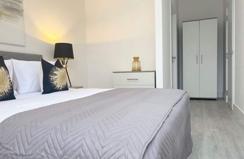 Fleet Apartment | Fleet Heights Apartment Five