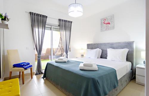 Canada Apartment | Fleming Apartment