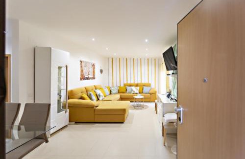 Canada Apartment | Fleming Apartment