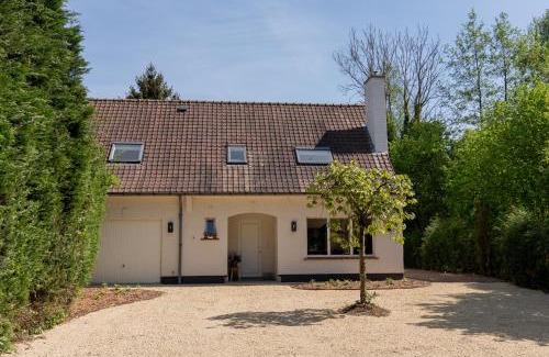 Sint-Martens-Latem House | Fleur de Pivoine