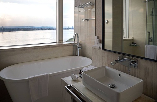 Gombe Hotel | Fleuve Congo Hotel By Blazon Hotels