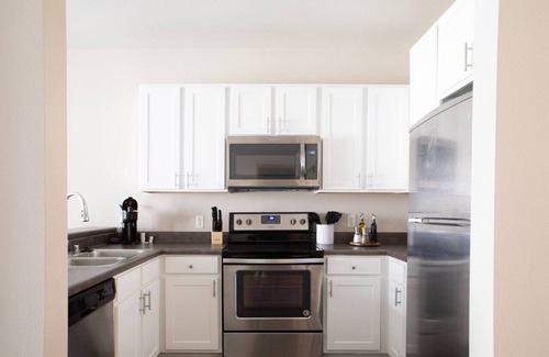 Brewers Hill Apartment | Flexhome Brewer's Hill 2BR TS2 - BradySt+Riverwalk