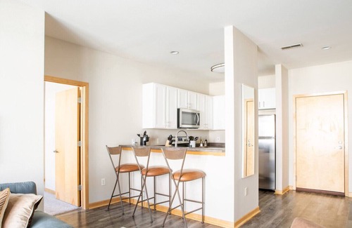 Brewers Hill Apartment | Flexhome Brewer's Hill 2BR TS2 - BradySt+Riverwalk