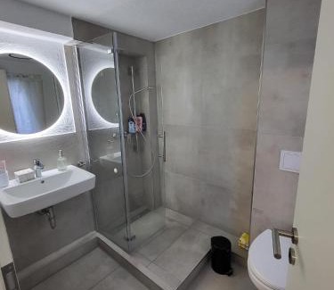 Lippstadt Apartment | FlexHome Stadtnahe Ferienwohnung