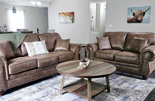 Sevierville Cottage | Flexible Cancellation Smokies and Smores Riverside Firepit pet friendly.