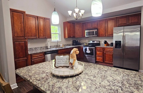 Sevierville Cottage | Flexible Cancellation Smokies and Smores Riverside Firepit pet friendly.