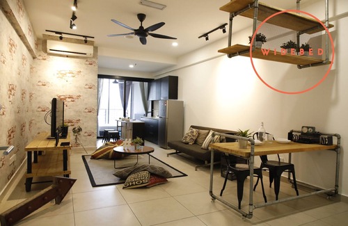 Kampung Pasir Segambut Apartment | Flexus Signature Suite by Widebed