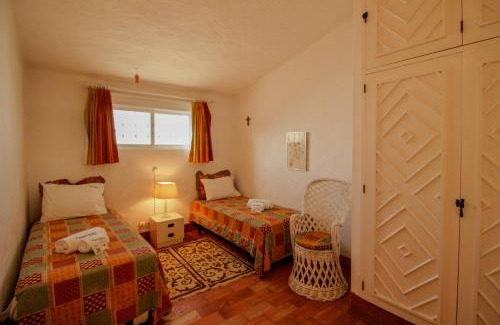 Prainha House | FLH Alvor Terrace House