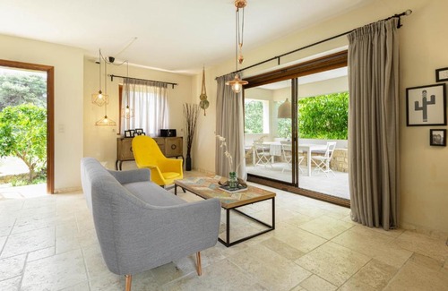 Ormos Panagias House | #FLH - Villa Louise