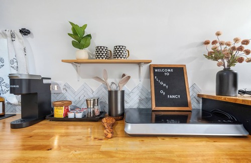 Guntersville Apartment | Flight of Fancy Vintage Airstream Rental