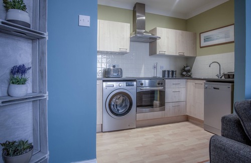 Tenby Apartment | Flint House - 2 Bedroom Apartment - Tenby