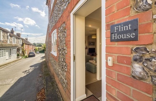 East Dereham House | Flint House, Castle Acre, Norfolk