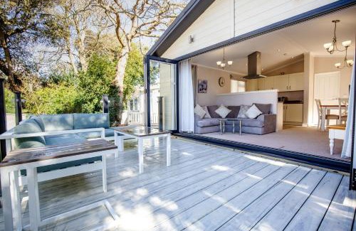 Mudeford House | Flip Flops