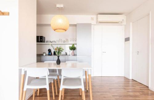 San Telmo Apartment | Fliphaus Azopardo 700 'A' - Lux Loft Pool Puerto Madero