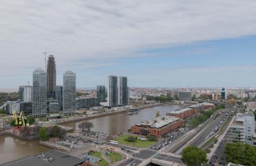 San Telmo Apartment | Fliphaus Azopardo 700 'A' - Lux Loft Pool Puerto Madero