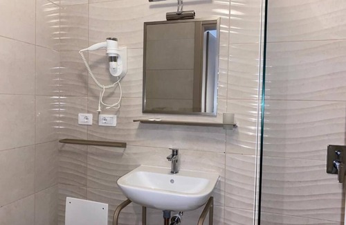 Golem Hotel | FLLAD RESORT & SPA