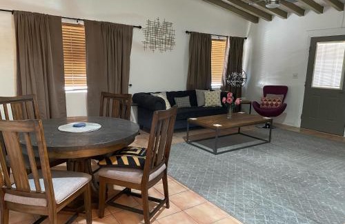Tahquitz River Estates Hotel | Float Palm Springs - Adults Only