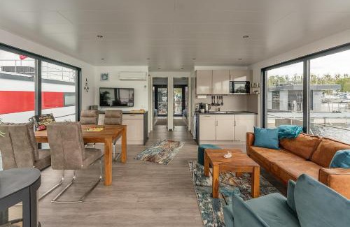 Oberhavel House | Floatinghouses Zehdenick