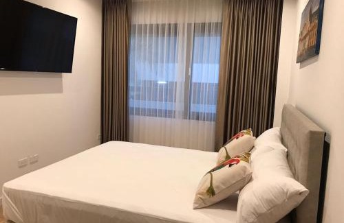 Tumbaco Apartment | Flor de Lis Suite