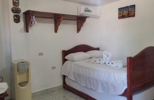 Puerto Baquerizo Moreno House | Flor's House