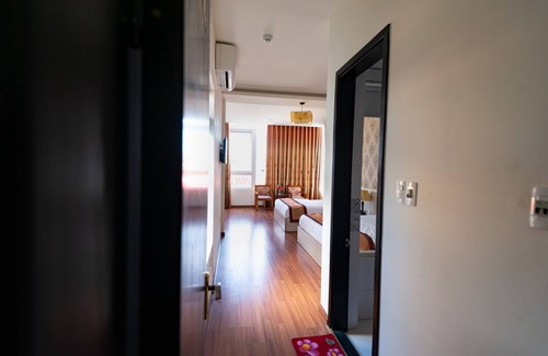 Hue City Centre Hotel | Flora Hotel Hue