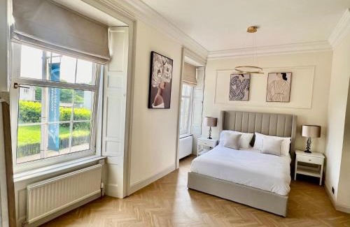 Auchterarder House | 'Flora' in ApartNest Auchterarder