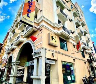 Bandar Kota Bharu Hotel | Flora Place Hotel