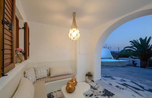 Agkidia House | Flora's Villa with Plunge Pool