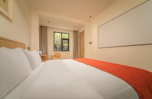 Luoyang House | Floral Hotel Dongmoshang B&B, Lijingmen Cross Street, Luoyi Ancient City