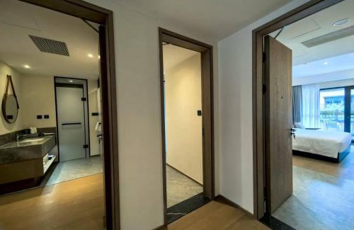 Changbai Mountain North Slope House | Floral Luxury Changbai Mountain Forest B&B
