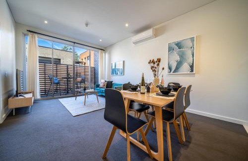 Adelaide Central Business District Apartment | Floral on Frew 2BR Staycation CBD WiFi
