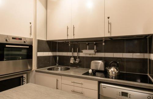 Toulouse North Apartment | Floralia