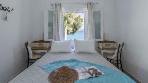 Apollonia House | Floras Rooms