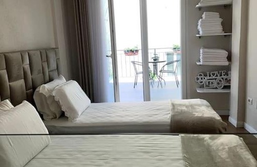 Tirana Apartment | Florents 1-Bd Villa, free parking and garden