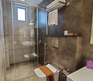 Nedumbassery Hotel | Florida Airport Hotel Kochi