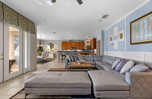 Bellavida House | Florida Breeze