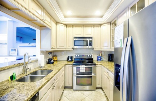 Marathon Villa | Florida Keys, private wellness enjoyment with two private hot tubs