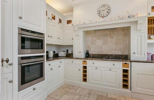 Newtownards Apartment | Florida Manor NI - Meadow Green