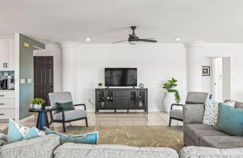 Crystal Beach House | Florida Villa