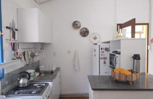 Santo Antonio de Lisboa House | FLORIPA PÉ na AREIA
