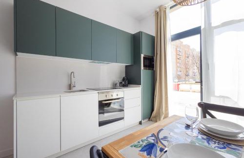 Jesus Apartment | FLORIT FLATS - Stylish Studio by the Joaquin Sorolla Station