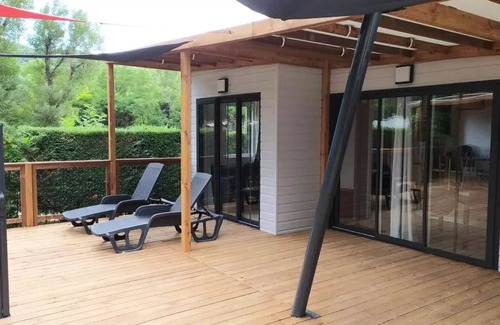 Saint Maime Ski Chalet | Flower Camping La Rivière * - Chalet Tribu Premium Air Conditioning 70m2 - 4 bedrooms - 4 bathrooms + Terrace 50m2 12 persons